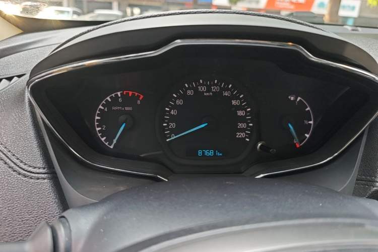 Used Ford Escort 2015 1.5L Automatic Fashion Model Instrument Cluster