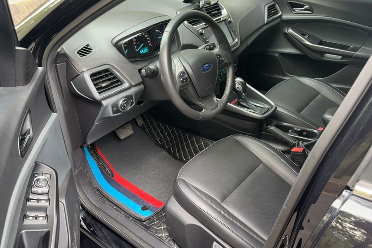 Used Ford Escort 2015 1.5L Automatic Fashion Model Interior 1