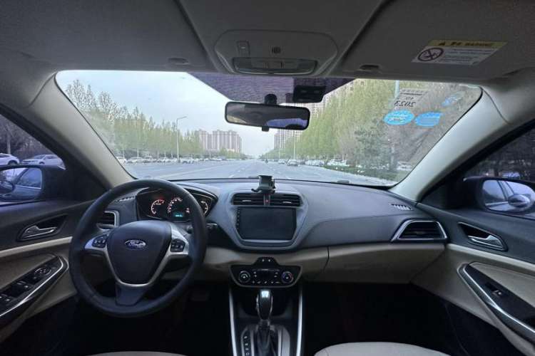 Used Ford Escort 2015 1.5L Automatic Fashion Model Interior 1