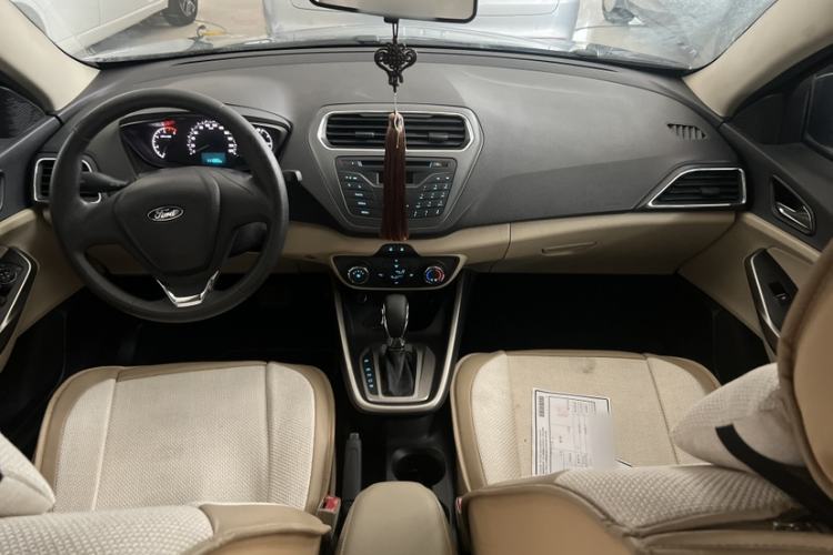 Used Ford Escort 2015 1.5L Automatic Comfort Edition Interior 1