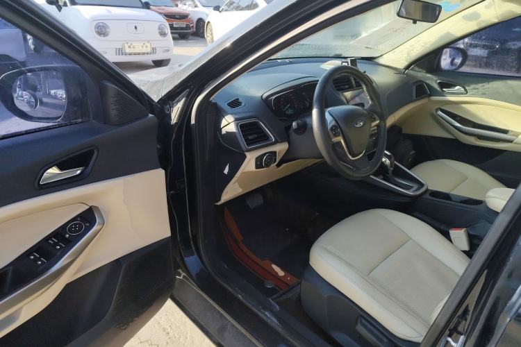Used Ford Escort 2015 1.5L Automatic Fashion Model Interior 3