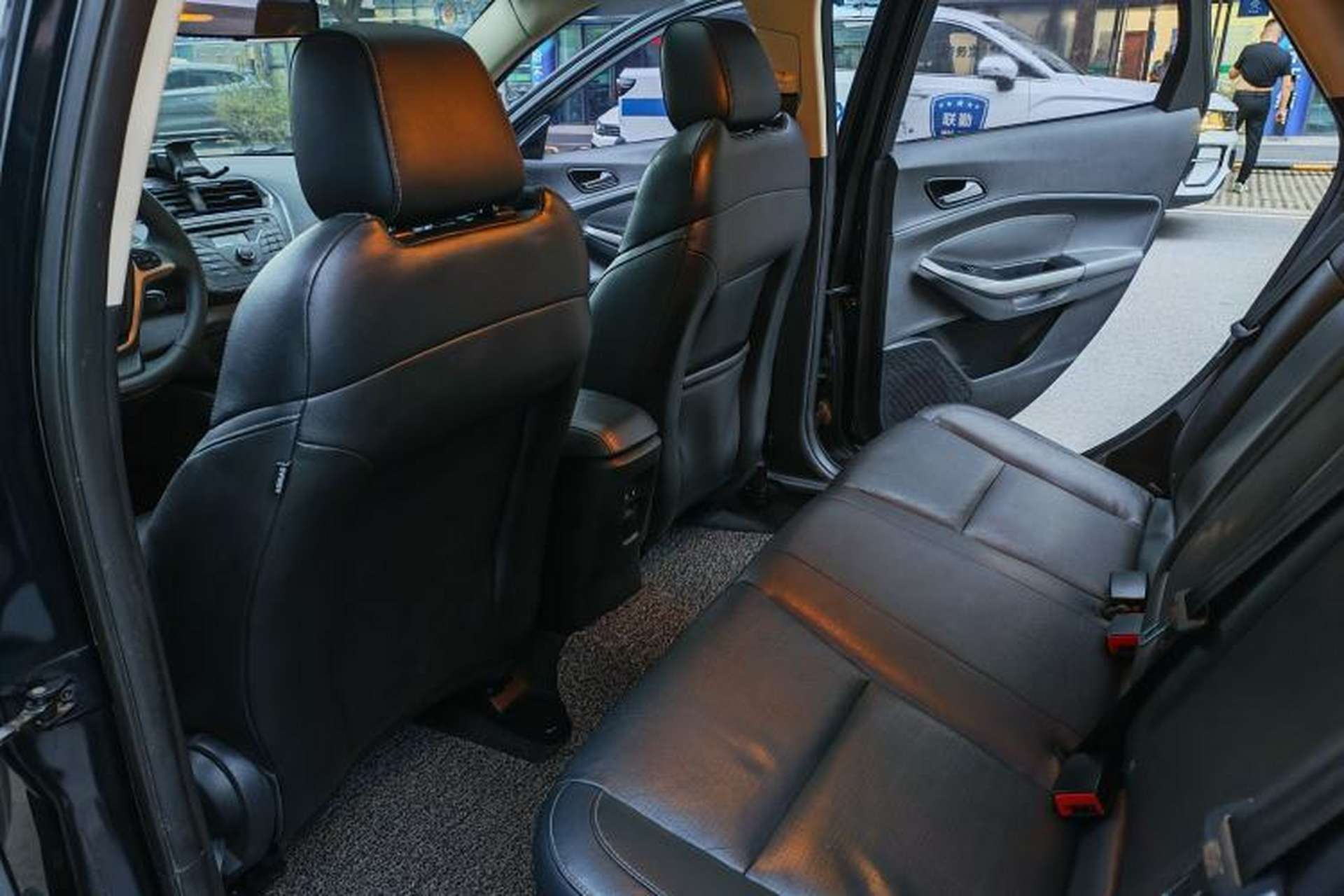 Used Ford Escort 2015 1.5L Automatic Fashion Model Interior 6