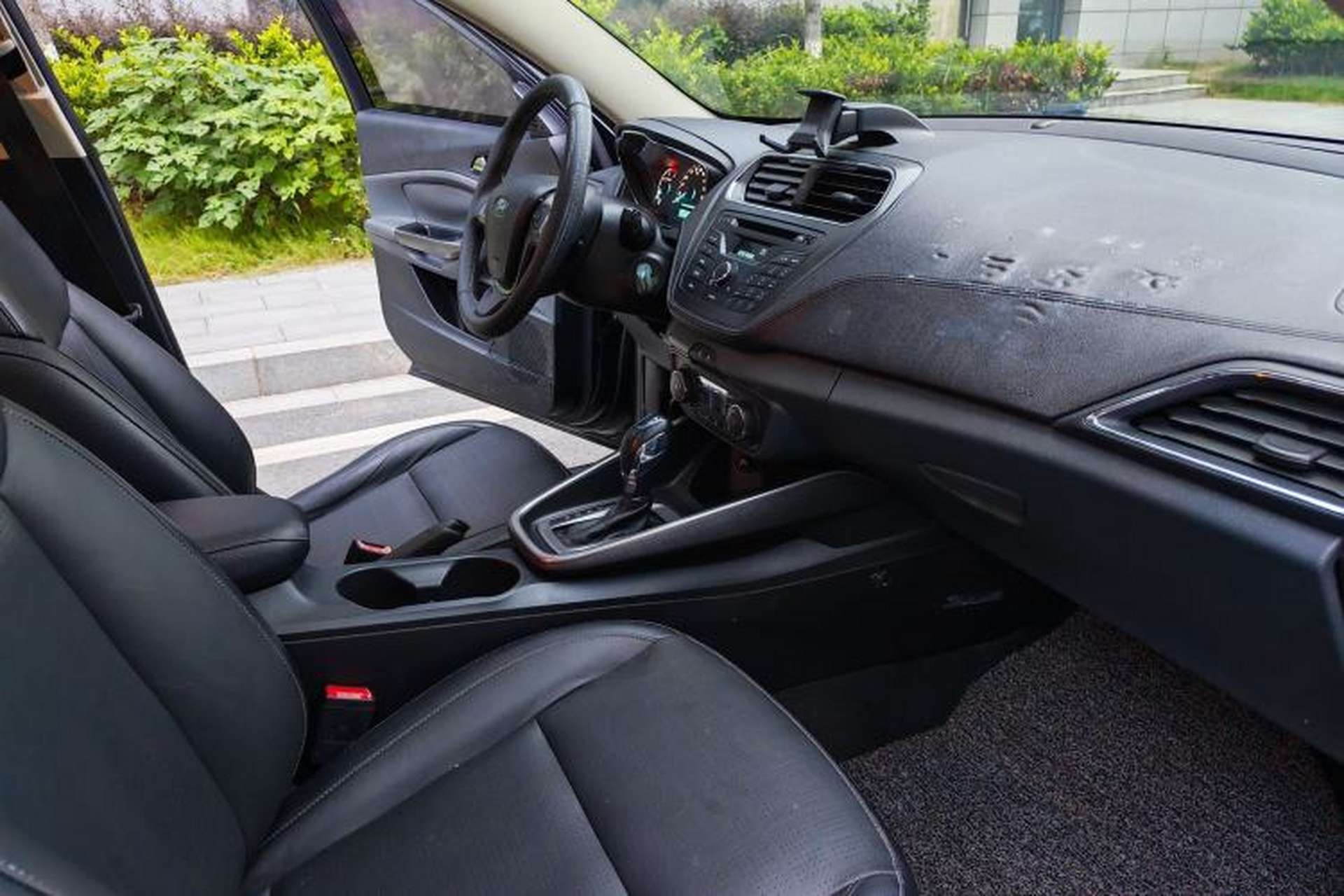 Used Ford Escort 2015 1.5L Automatic Fashion Model Interior 7