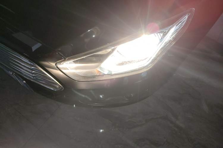 Used Ford Escort 2015 1.5L Manual Comfort Model Left Front Headlight