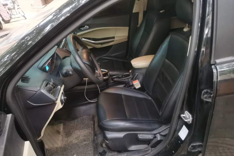 Used Ford Escort 2015 1.5L Manual Comfort Model Left Front Seat