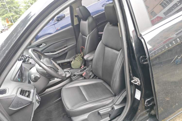 Used Ford Escort 2015 1.5L Automatic Fashion Model Left Front Seat