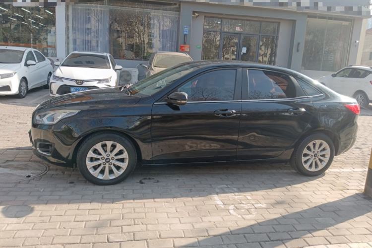 Used Ford Escort 2015 1.5L Automatic Fashion Model Left Side