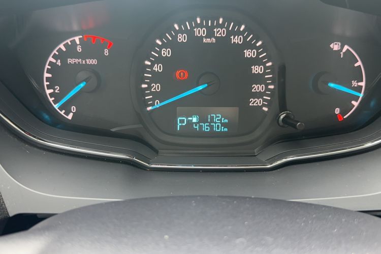 Used Ford Escort 2015 1.5L Automatic Fashion Model Odometer Close Up