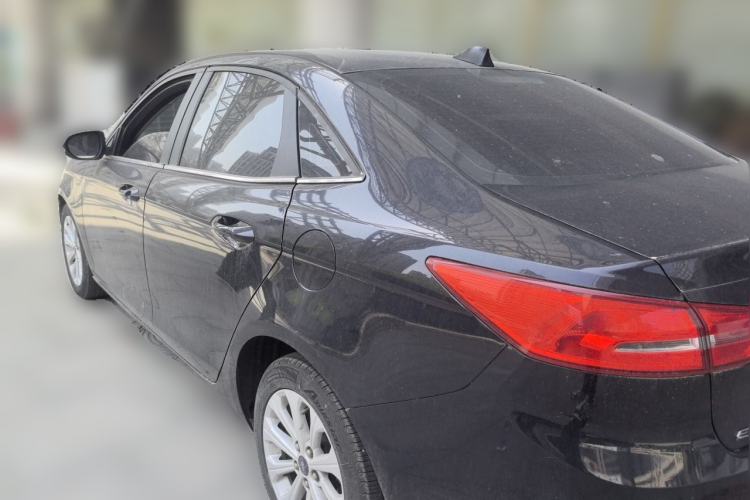 Used Ford Escort 2015 1.5L Automatic Fashion Model Rear Left 45 Deg