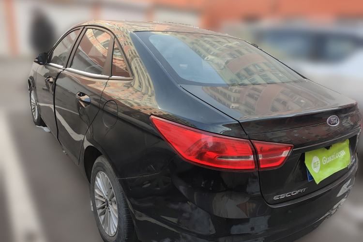 Used Ford Escort 2015 1.5L Automatic Comfort Edition Rear Left 45 Deg