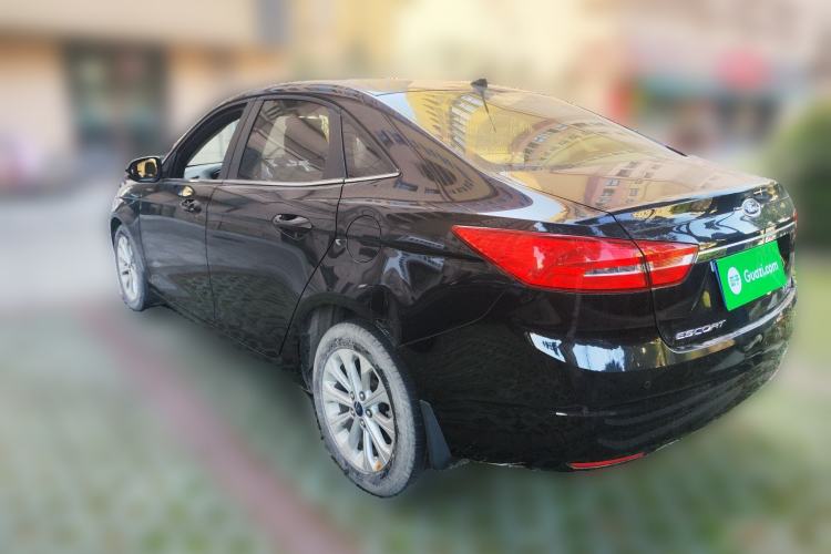 Used Ford Escort 2015 1.5L Automatic Fashion Model Rear Left 45 Deg