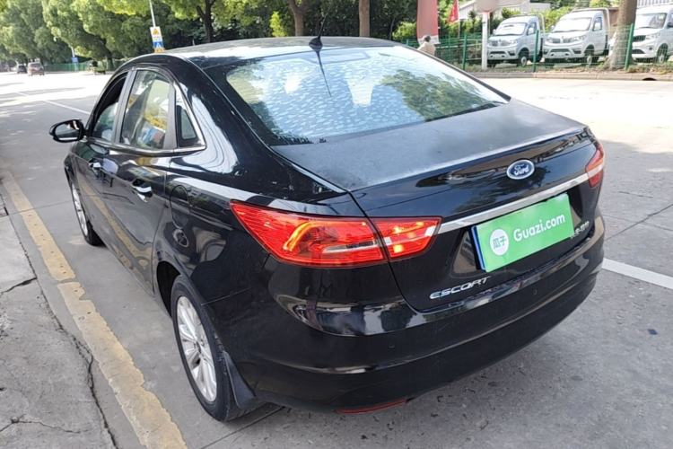 Used Ford Escort 2015 1.5L Automatic Fashion Model Rear Left 45 Deg