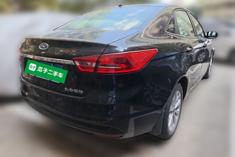 Used Ford Escort 2015 1.5L Automatic Fashion Model Rear Right 45 Deg