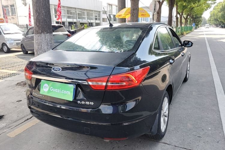 Used Ford Escort 2015 1.5L Automatic Fashion Model Rear Right 45 Deg