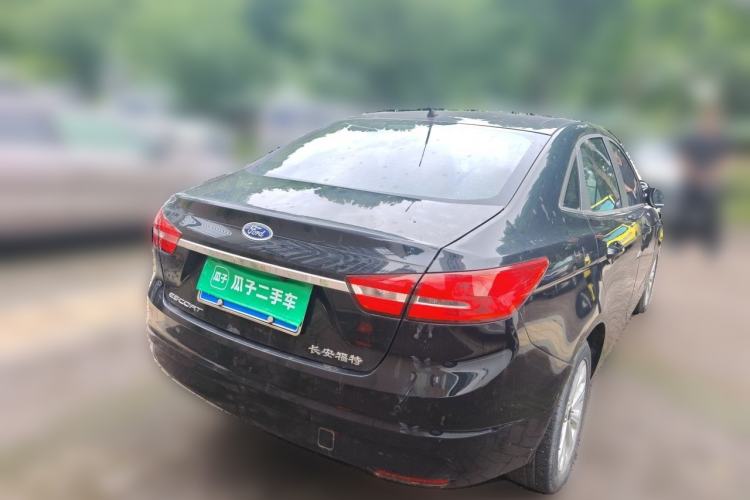 Used Ford Escort 2015 1.5L Automatic Fashion Model Rear Right 45 Deg