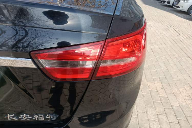 Used Ford Escort 2015 1.5L Automatic Fashion Model Right Rear Taillight