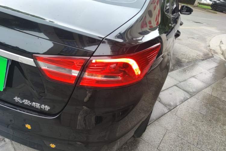 Used Ford Escort 2015 1.5L Manual Fashion Edition Right Rear Taillight
