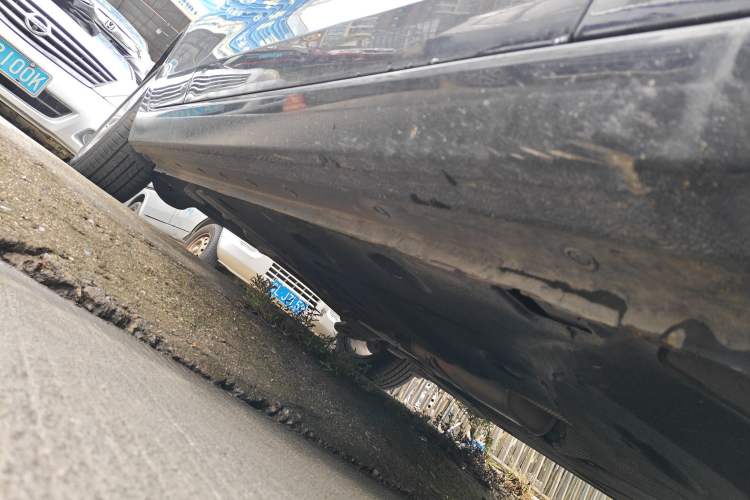 Used Ford Escort 2015 1.5L Automatic Fashion Model Right Side Sill