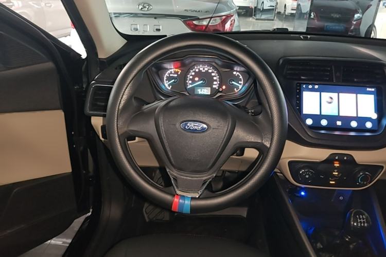 Used Ford Escort 2015 1.5L Manual Comfort Model Steering Wheel