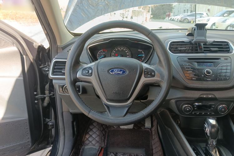 Used Ford Escort 2015 1.5L Automatic Fashion Model Steering Wheel