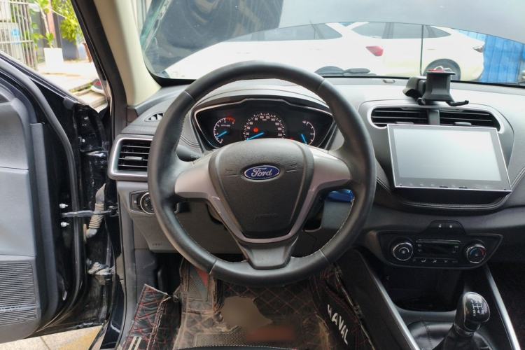 Used Ford Escort 2015 1.5L Manual Fashion Edition Steering Wheel