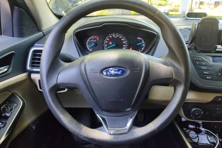 Used Ford Escort 2015 1.5L Manual Comfort Model Steering Wheel