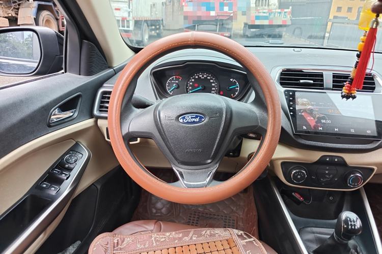 Used Ford Escort 2015 1.5L Manual Comfort Model Steering Wheel
