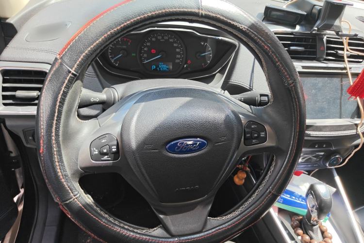Used Ford Escort 2015 1.5L Automatic Fashion Model Steering Wheel