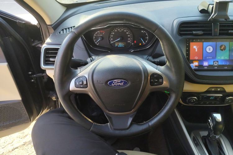 Used Ford Escort 2015 1.5L Automatic Fashion Model Steering Wheel
