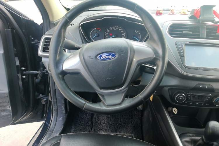 Used Ford Escort 2015 1.5L Manual Fashion Edition Steering Wheel