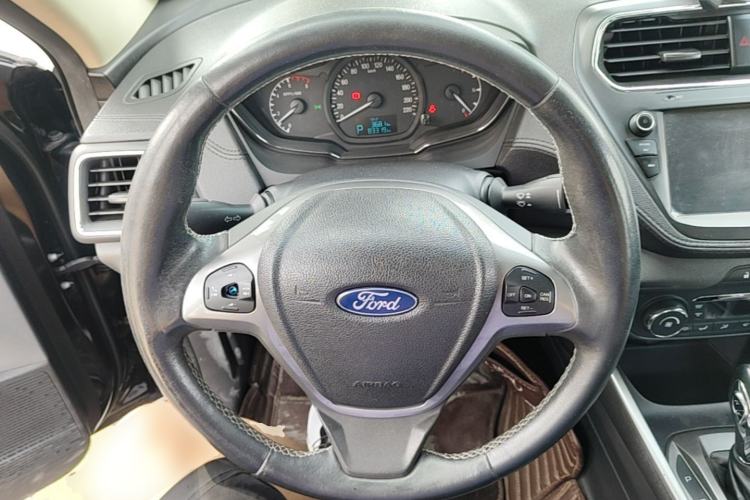Used Ford Escort 2015 1.5L Automatic Fashion Model Steering Wheel