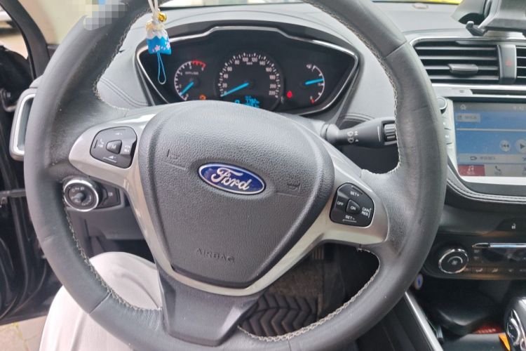 Used Ford Escort 2015 1.5L Automatic Fashion Model Steering Wheel