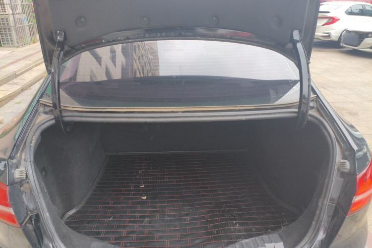 Used Ford Escort 2015 1.5L Manual Fashion Edition Trunk