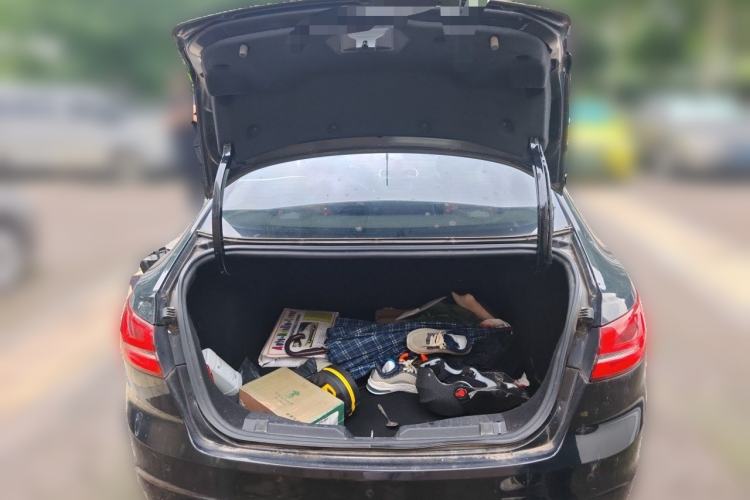 Used Ford Escort 2015 1.5L Automatic Fashion Model Trunk