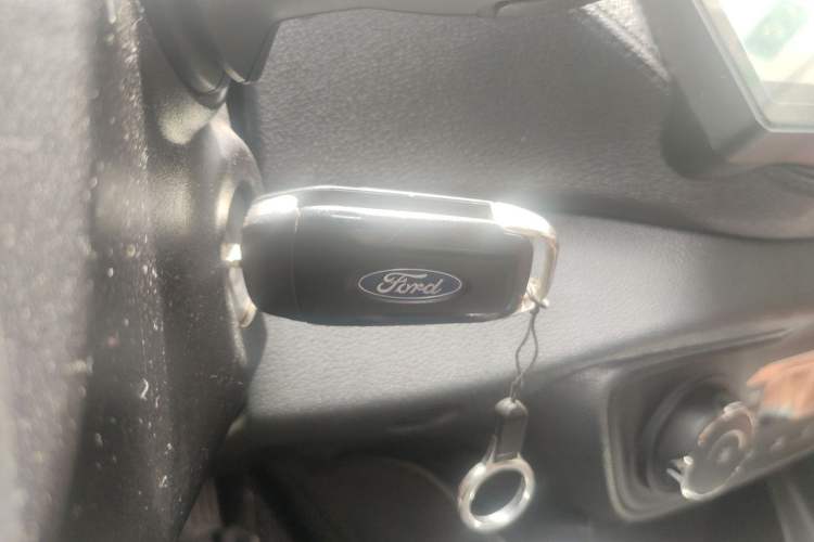 Used Ford Escort 2015 1.5L Automatic Fashion Model Vehicle Key