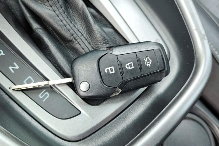 Used Ford Escort 2015 1.5L Automatic Fashion Model Vehicle Key