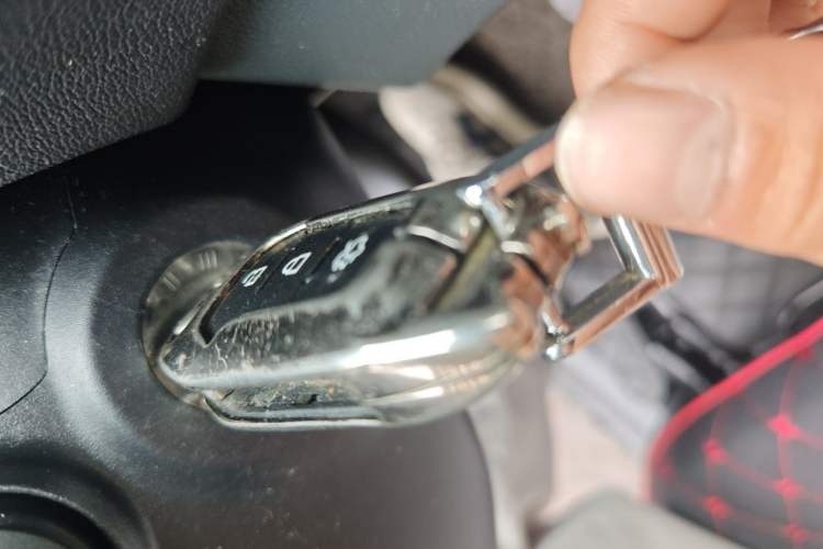 Used Ford Escort 2015 1.5L Automatic Fashion Model Vehicle Key