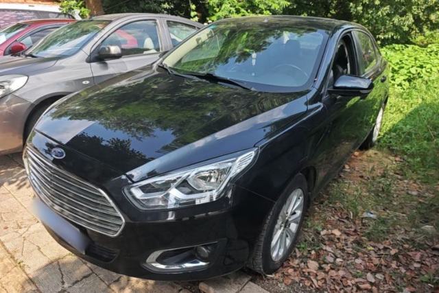Used Ford Escort 2015 1.5L Automatic Fashion Model