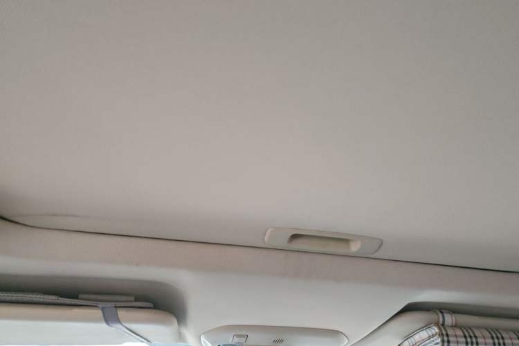 Used Ford Escort 2015 1.5L Automatic Fashion Model Headliner