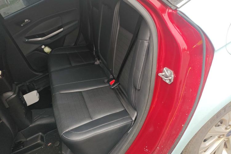 Used Ford Escort 2015 1.5L Automatic Fashion Model Left Rear Seat