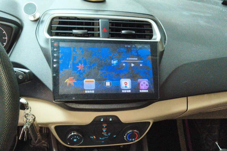 Used Ford Escort 2015 1.5L Automatic Comfort Edition Audio And AC Panel