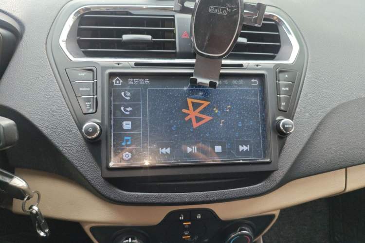 Used Ford Escort 2015 1.5L Manual Comfort Model Audio And AC Panel