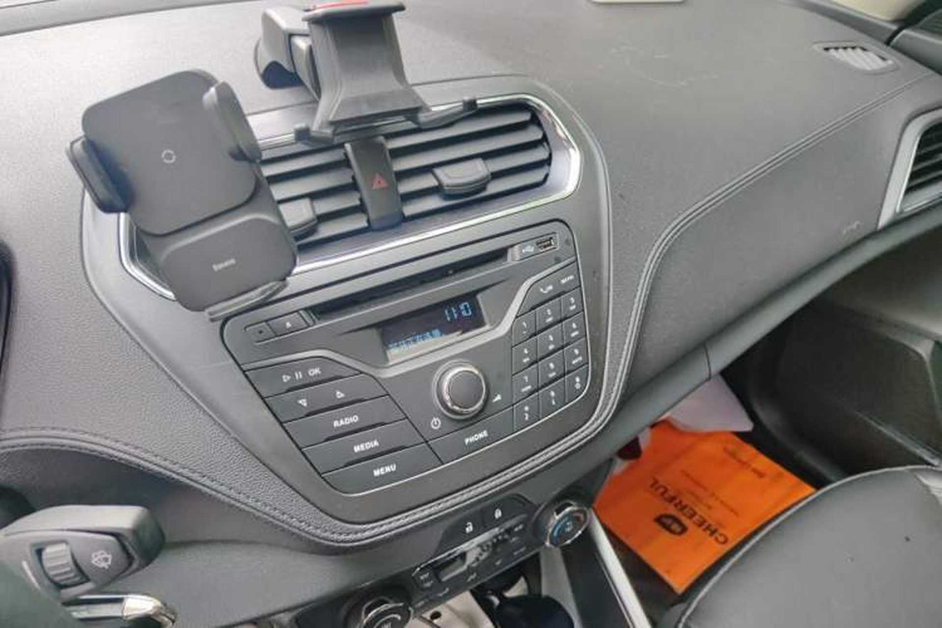 Used Ford Escort 2015 1.5L Automatic Fashion Model Audio And AC Panel