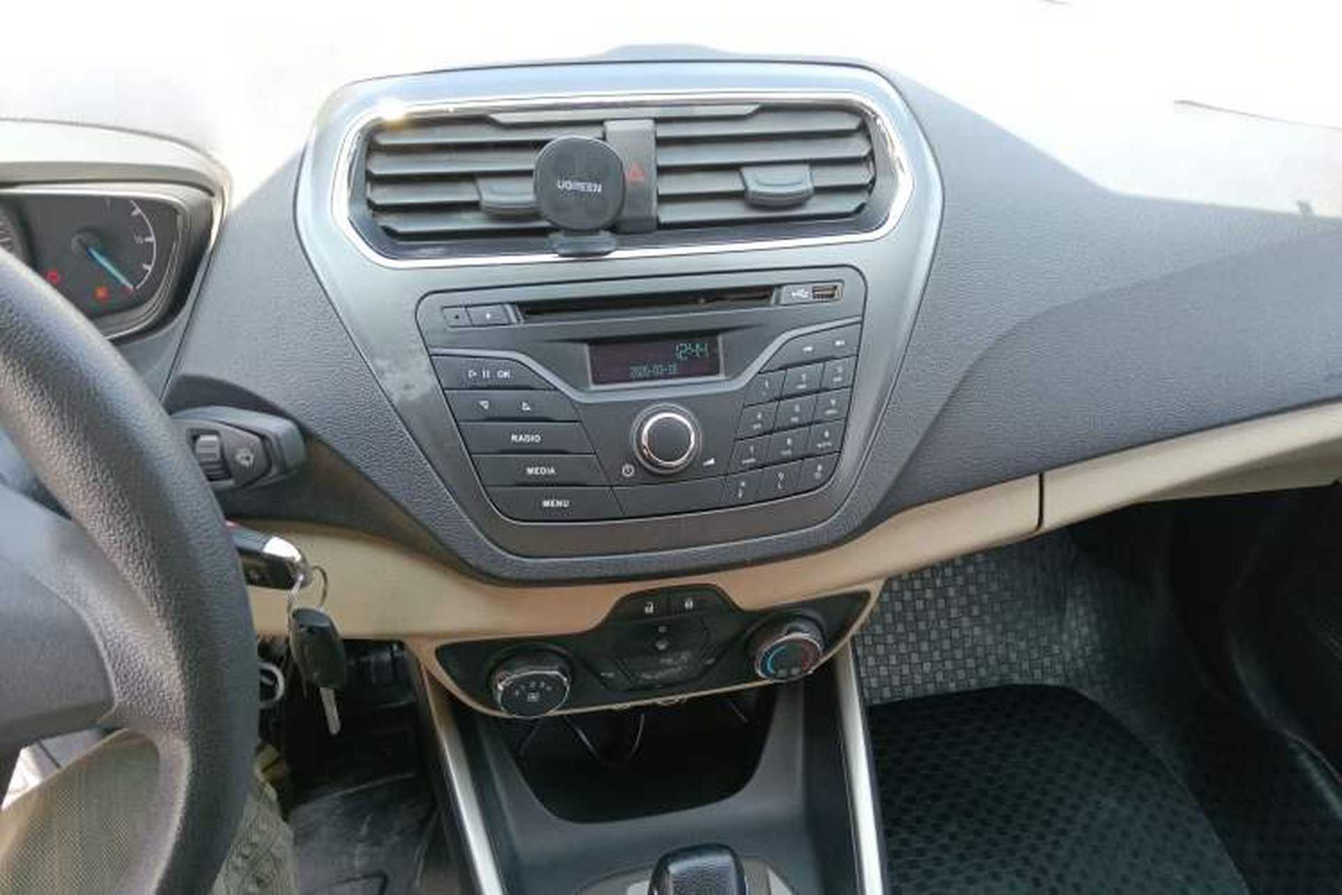Used Ford Escort 2015 1.5L Automatic Comfort Edition Audio And AC Panel