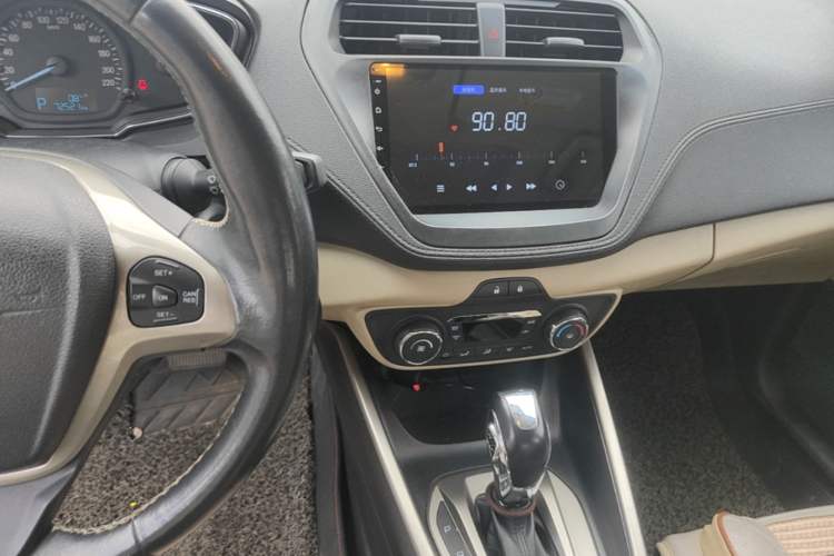 Used Ford Escort 2015 1.5L Automatic Fashion Model Audio And AC Panel