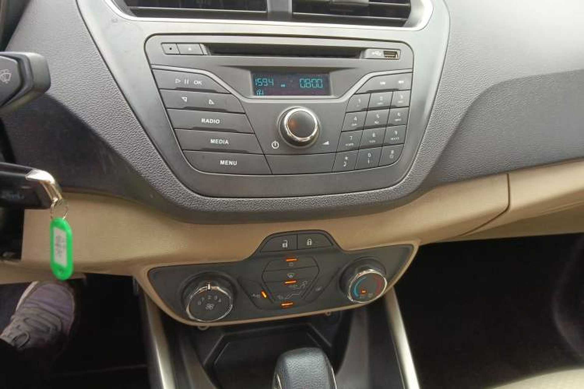 Used Ford Escort 2015 1.5L Automatic Comfort Edition Audio And AC Panel