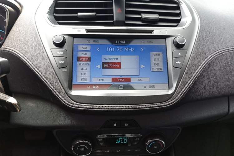 Used Ford Escort 2015 1.5L Automatic Fashion Model Audio And AC Panel