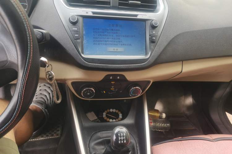 Used Ford Escort 2015 1.5L Manual Comfort Model Audio And AC Panel