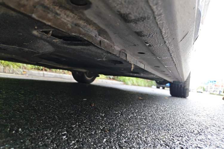 Used Ford Escort 2015 1.5L Manual Fashion Edition Chassis Front Left