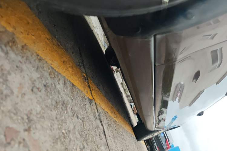 Used Ford Escort 2015 1.5L Manual Fashion Edition Chassis Front Left